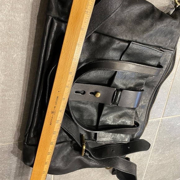 Black leather bag from Sundance - Picture 6 of 8